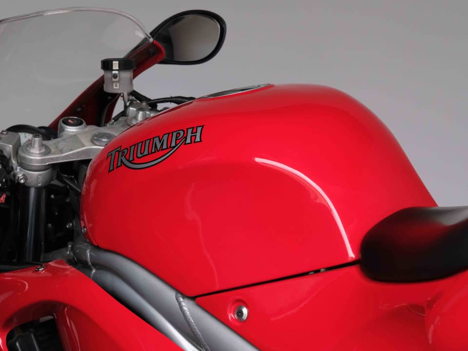 Image 18/66 of Triumph Daytona T595 (1998)