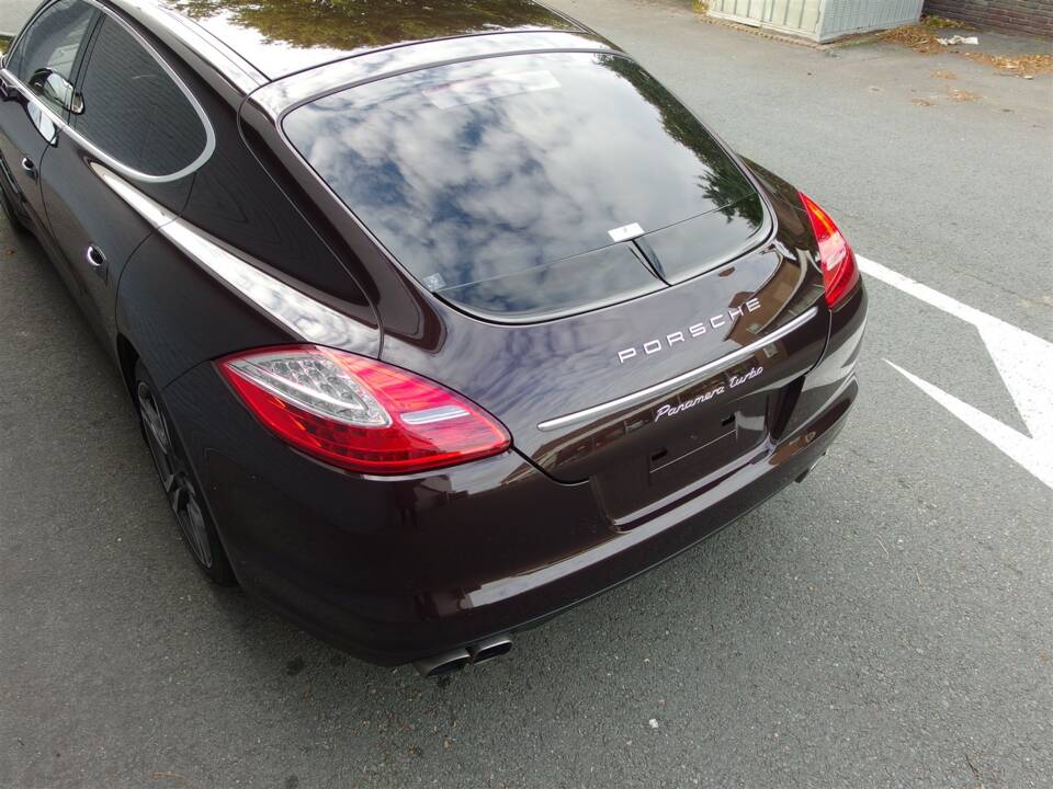 Bild 11/98 von Porsche Panamera Turbo (2009)