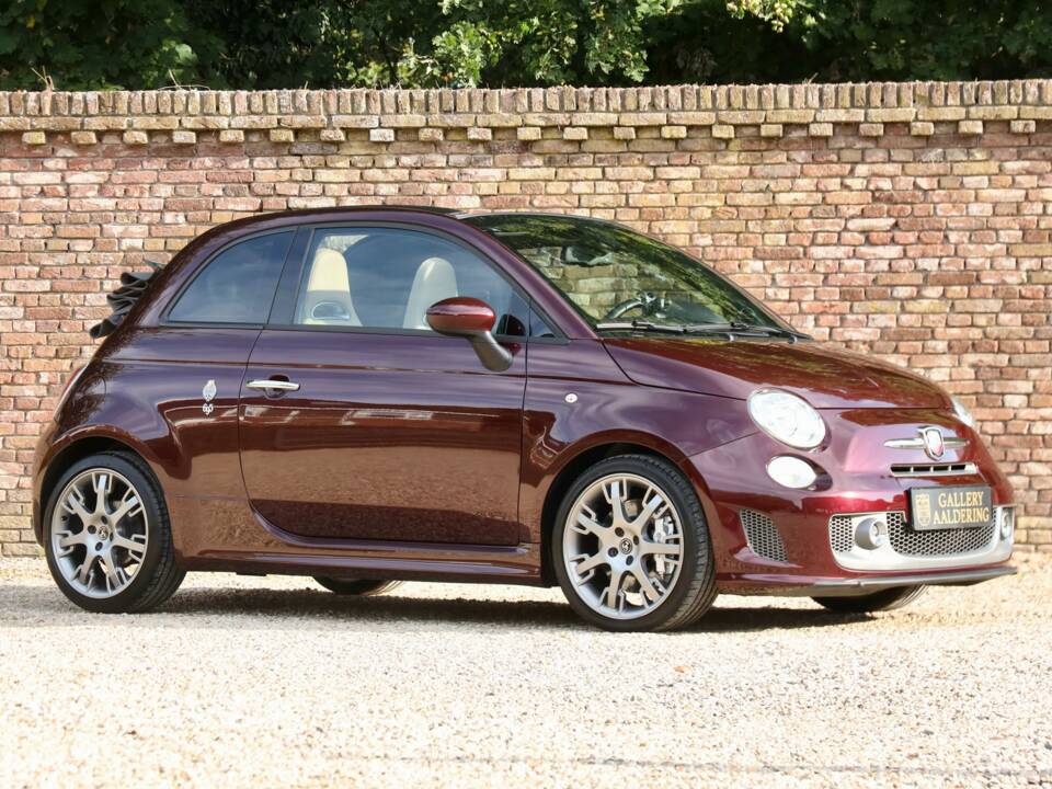 Immagine 15/50 di Abarth 695 &quot;Edizione Maserati&quot; (2013)