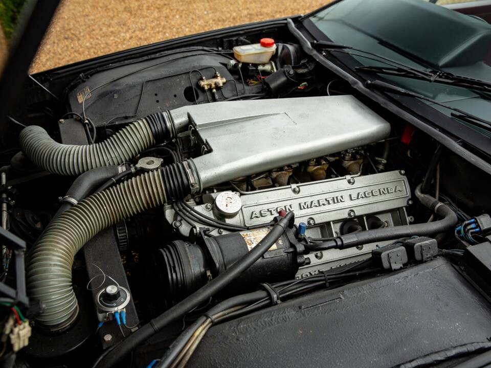 Image 14/43 of Aston Martin Lagonda (1979)