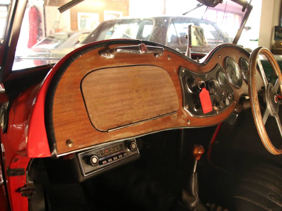 Imagen 19/49 de MG TD (1952)