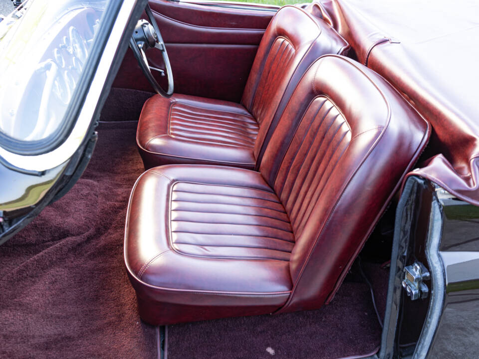 Bild 18/45 von Daimler Conquest DHC (1957)