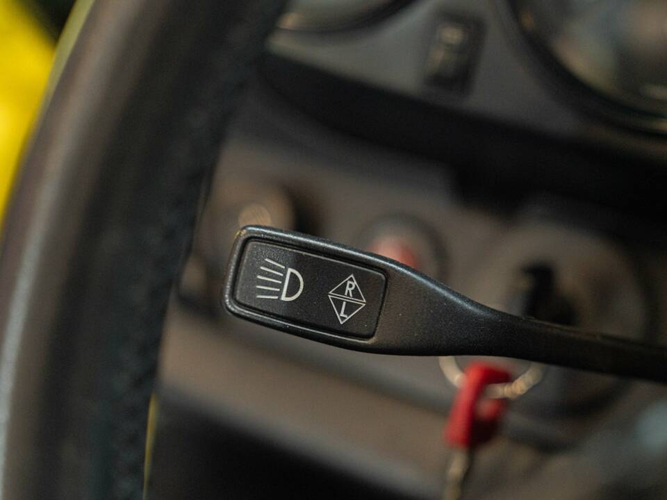 Image 34/47 of Porsche 911 Carrera 2.7 (1975)