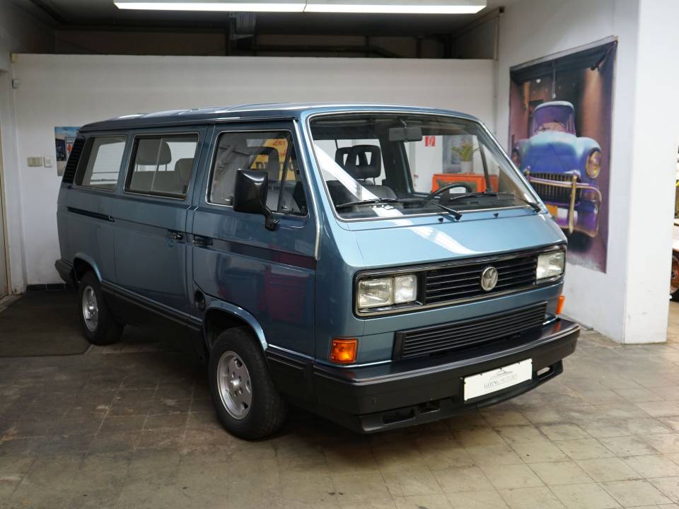 Imagen 2/39 de Volkswagen T3 Caravelle Carat 2,1 (1990)