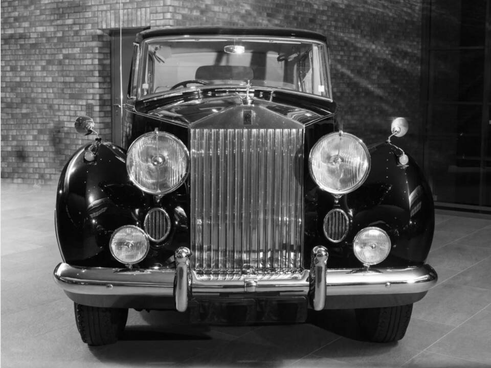 Imagen 4/4 de Rolls-Royce Phantom IV (1952)
