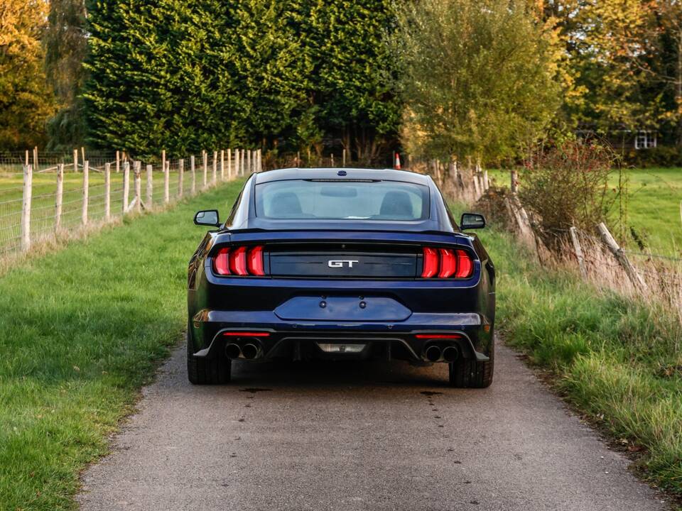 Image 19/38 of Ford Mustang 5.0 (2015)