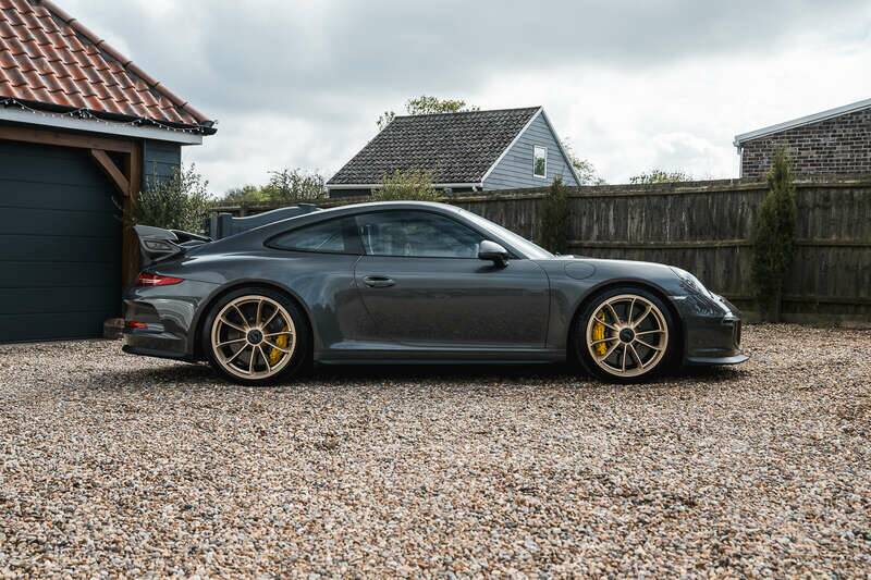 Bild 41/50 von Porsche 911 GT3 (2014)