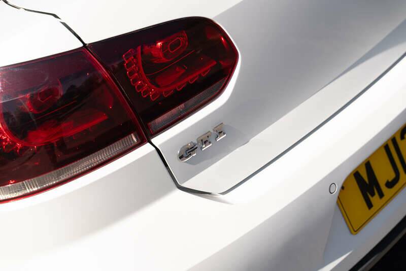 Bild 23/50 von Volkswagen Golf VI GTI (2013)