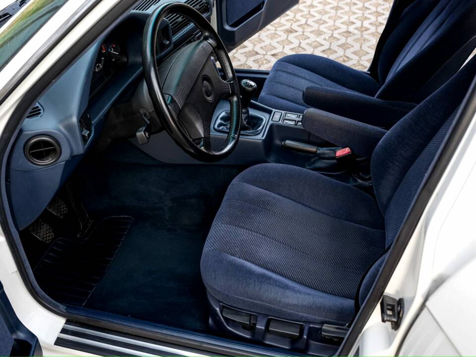 Image 5/55 of BMW 525ix (1993)