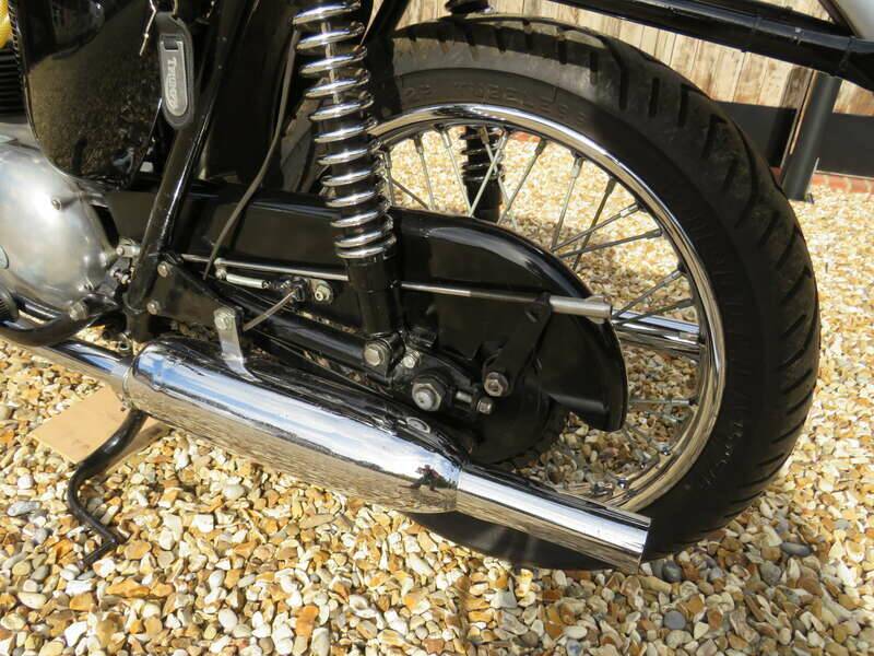 Image 35/40 of Triumph DUMMY (1959)