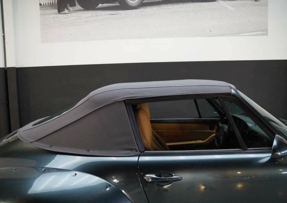 Image 19/50 of Porsche 911 Carrera RWB (1995)