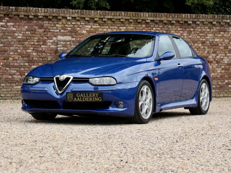 Imagen 23/50 de Alfa Romeo 156 3.2 V6 GTA (2003)