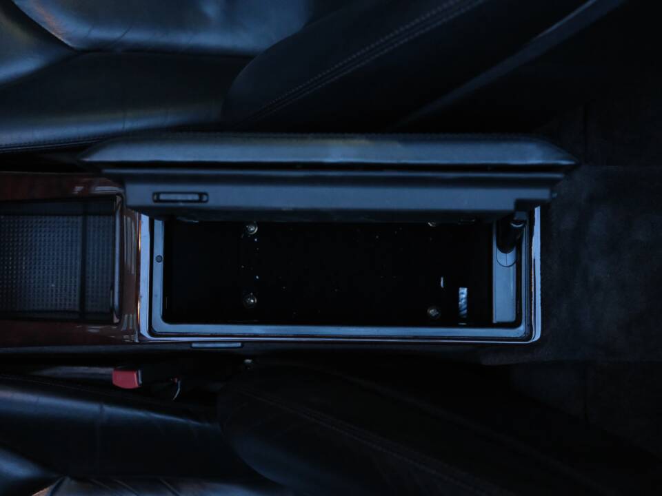 Image 73/100 of Mercedes-Benz SL 600 (1998)