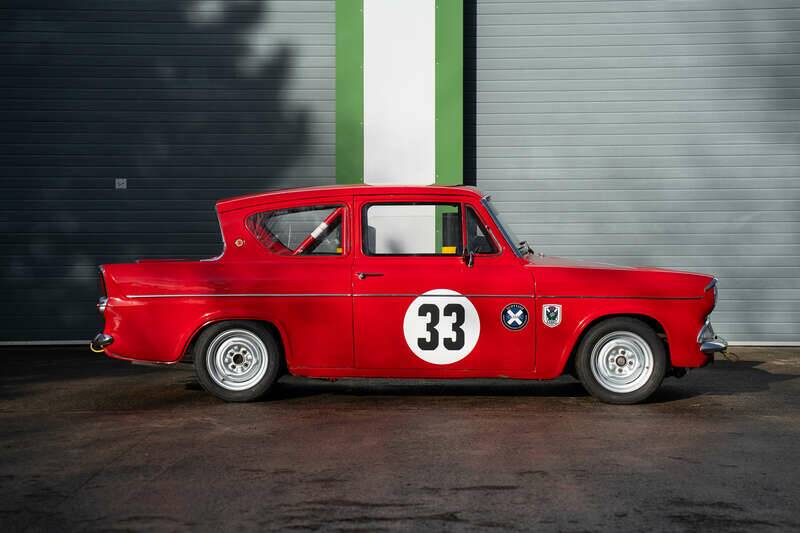 Bild 5/50 von Ford Anglia Super (1968)