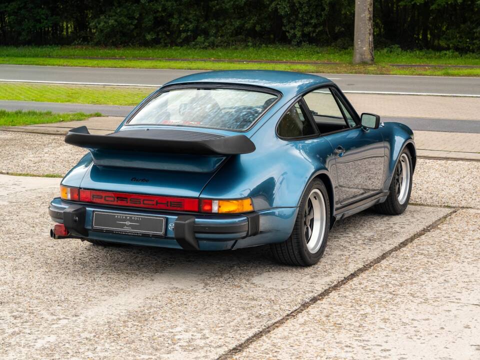 Image 16/34 of Porsche 911 Turbo 3.3 (1978)
