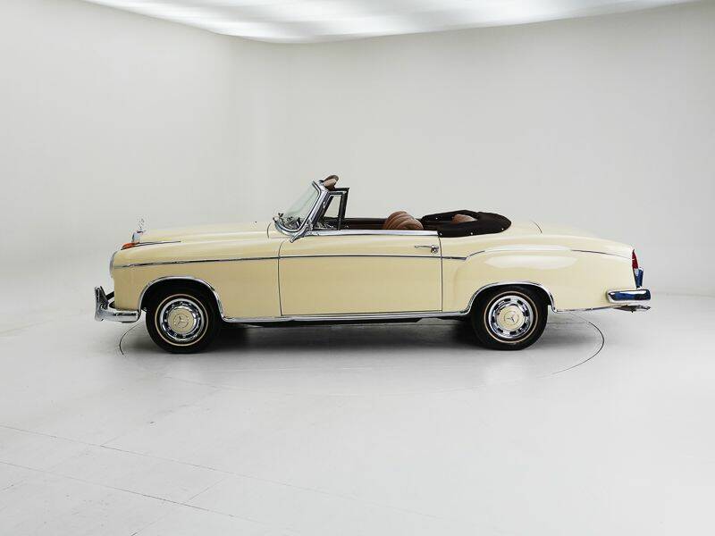 Afbeelding 8/15 van Mercedes-Benz 220 SE b (1961)