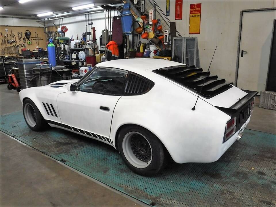 Image 21/41 of Datsun 240 Z (1973)