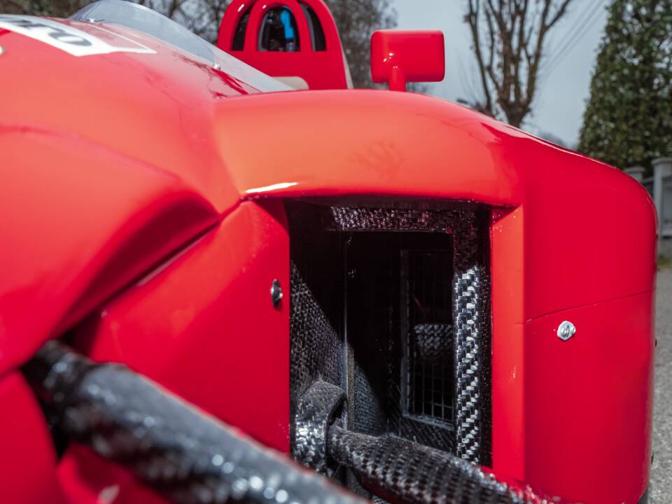 Image 60/85 of Ferrari 641 (1990)