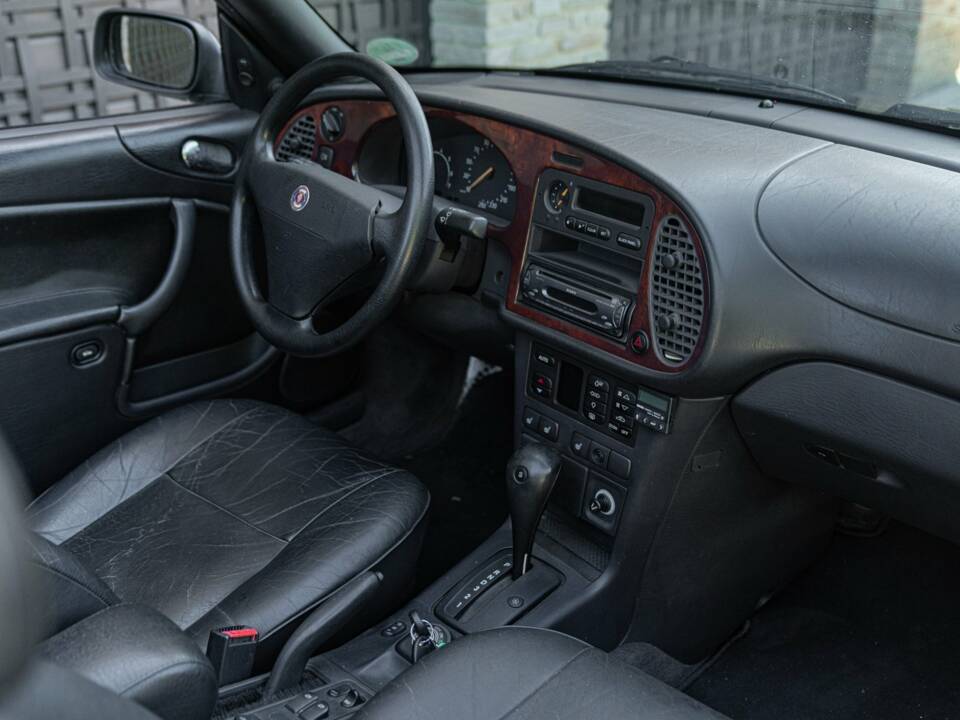 Afbeelding 28/50 van Saab 900 &quot;Monte Carlo&quot; (1997)