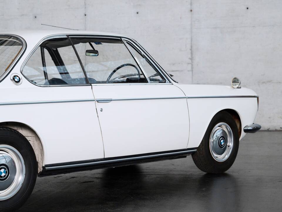Bild 25/50 von BMW 2000 CS (1971)