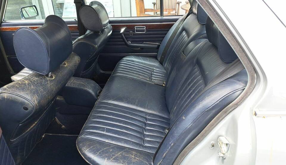 Bild 9/23 von BMW 3,3 Li (1976)