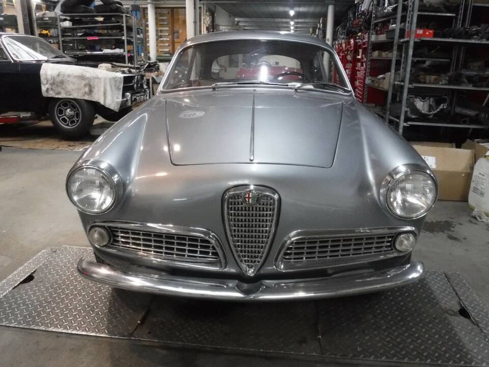 Bild 40/49 von Alfa Romeo Giulietta Sprint Veloce (1958)