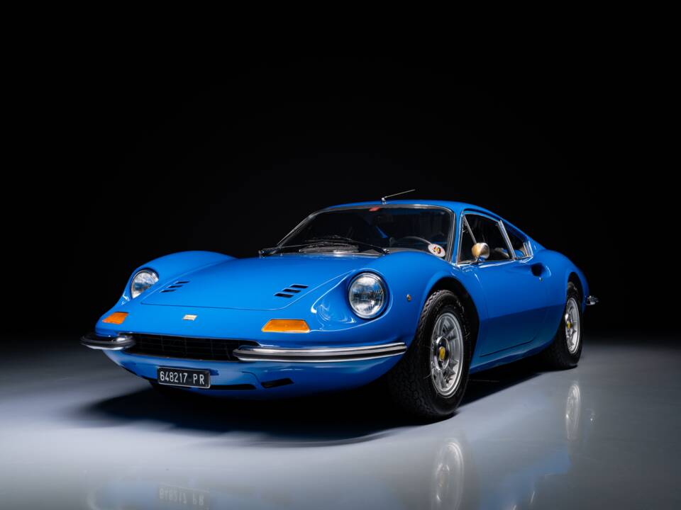 Bild 2/34 von Ferrari Dino 246 GT (1971)