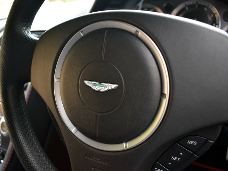Bild 26/50 von Aston Martin V8 Vantage (2009)