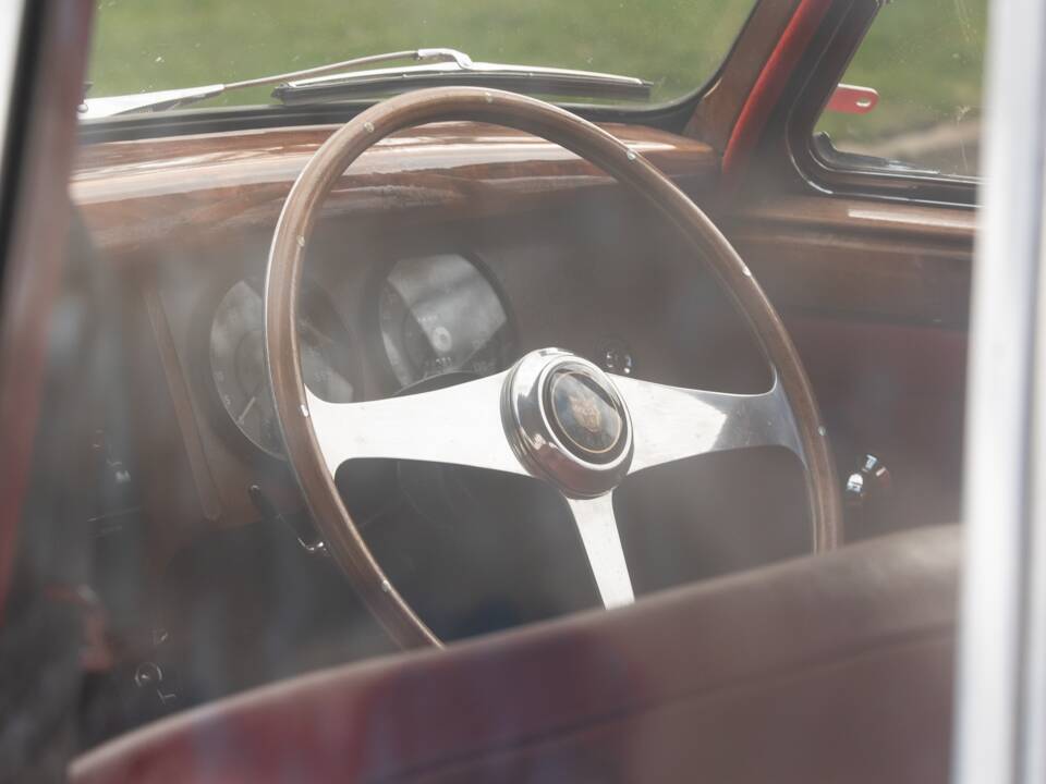 Image 28/50 of Jaguar Mk II 3.8 (1964)