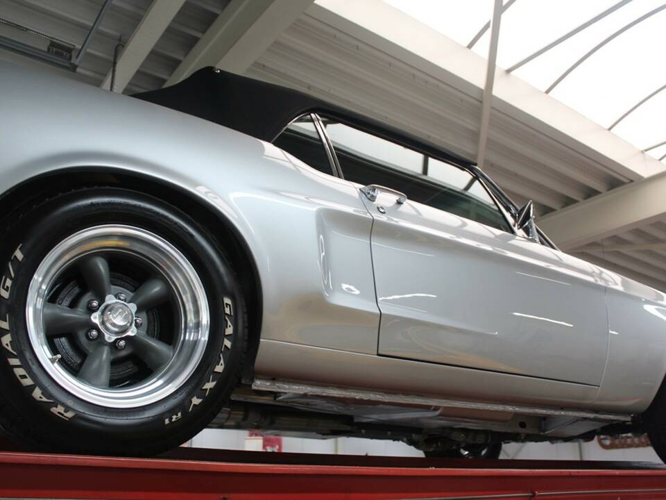 Immagine 11/50 di Ford Mustang GT (1968)
