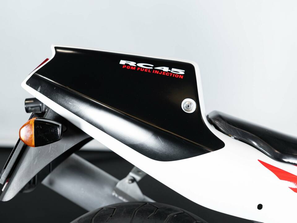 Image 39/39 of Honda DUMMY (1994)