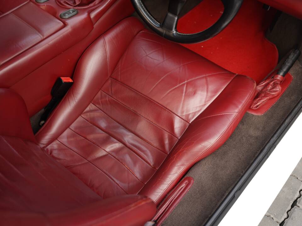 Image 19/50 of Lotus Esprit S4 (1994)