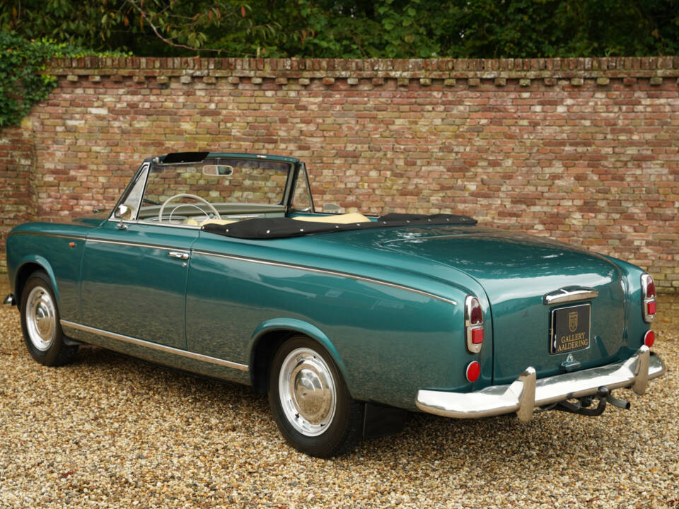 Immagine 42/50 di Peugeot 403 Cabriolet (1959)