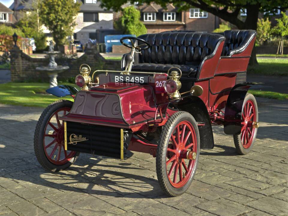 Bild 6/50 von Cadillac Model B Surrey (1904)