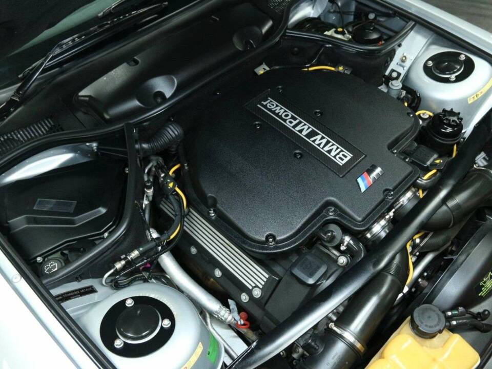 Afbeelding 25/30 van BMW Z8 (2001)