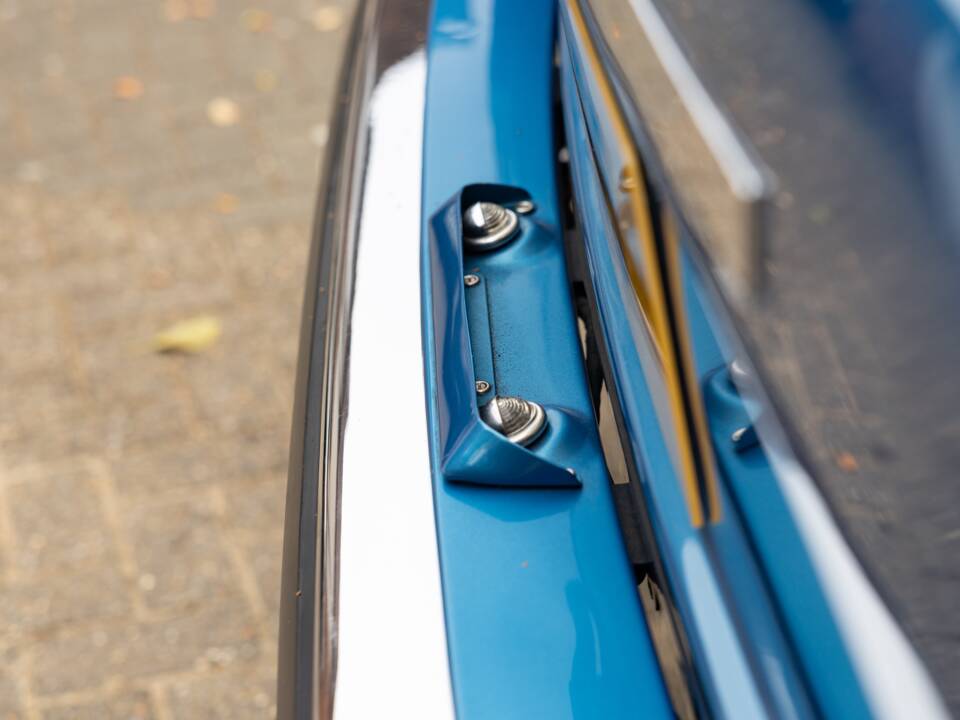 Image 25/50 of Rolls-Royce Silver Shadow II (1979)