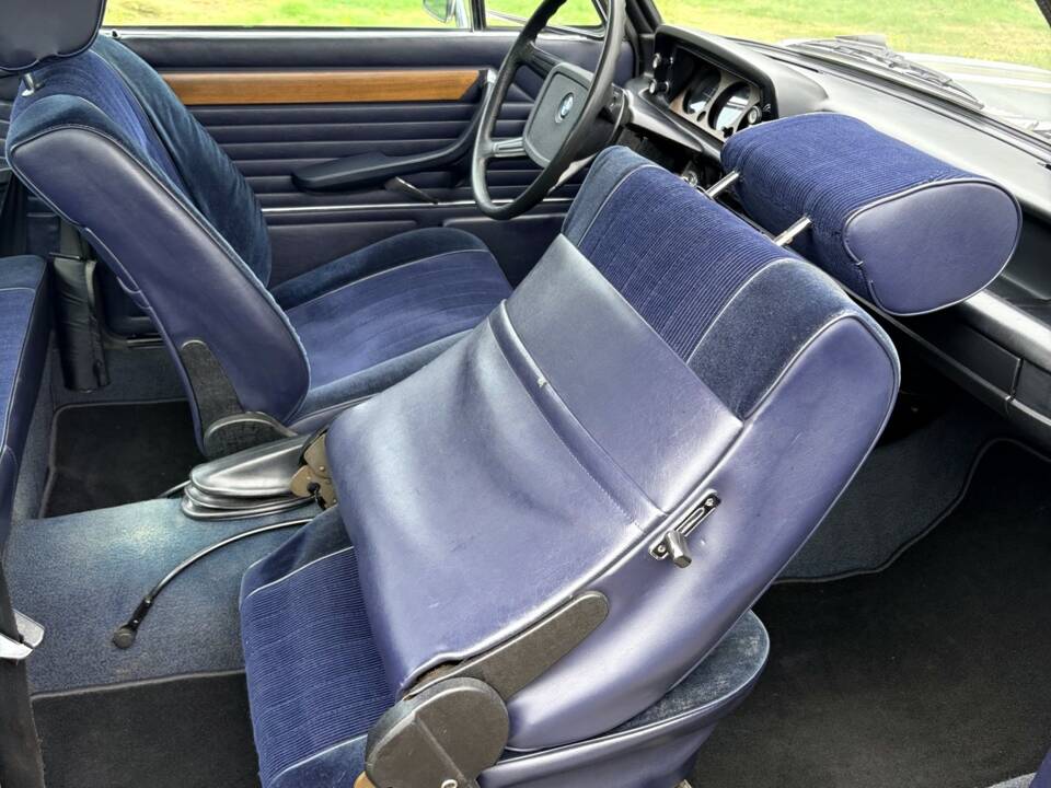 Image 21/22 of BMW 2002 (1975)