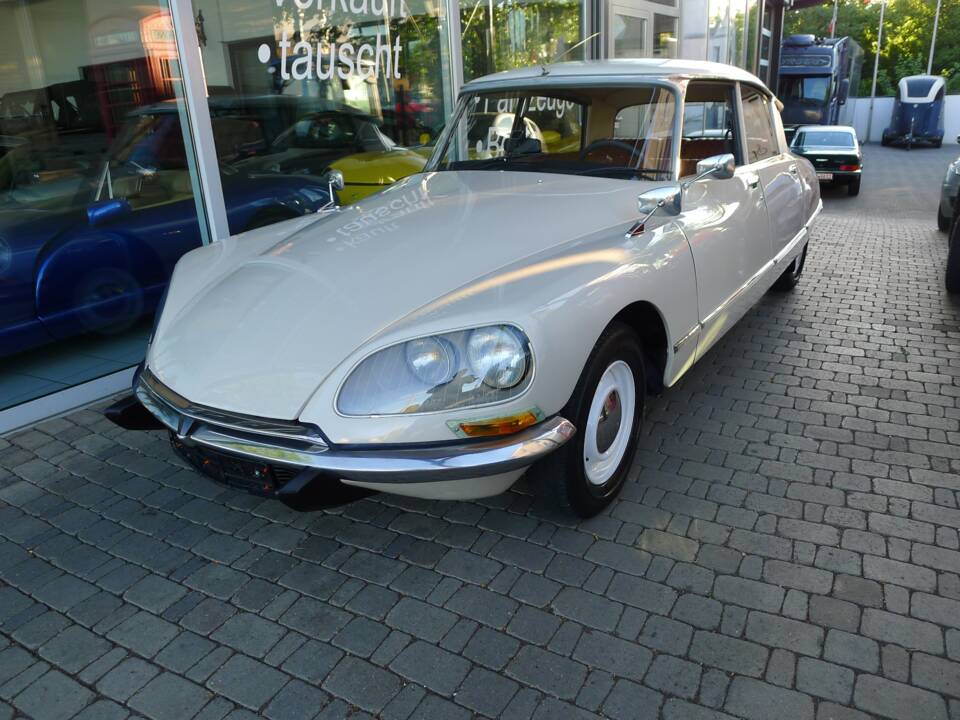 Afbeelding 2/13 van Citroën DS 20 A (1972)
