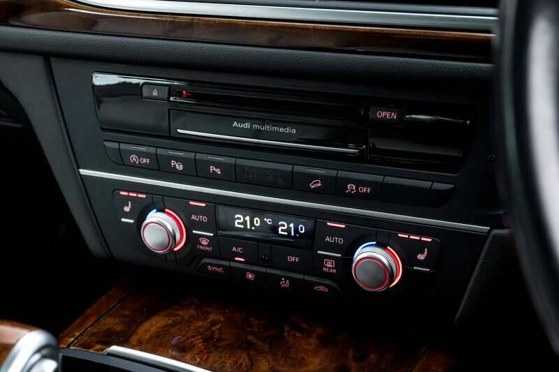 Image 28/50 of Audi A6 3.0 TFSI allroad quattro (2015)