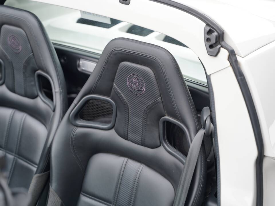 Image 18/50 of Lotus Elise Sport 220 (2016)