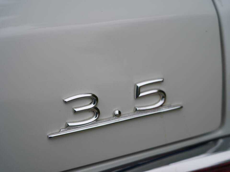Image 8/15 of Mercedes-Benz 280 SE 3,5 (1971)
