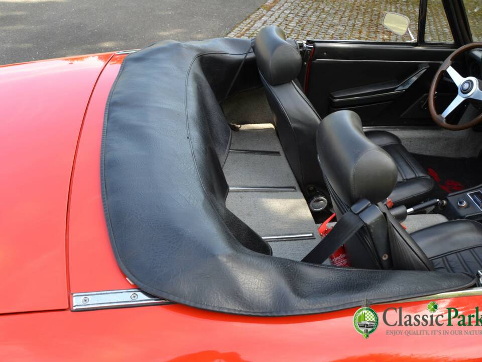 Imagen 42/50 de Alfa Romeo 2000 Spider Veloce (1981)