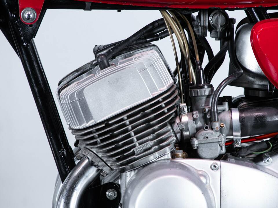 Immagine 10/50 di Kawasaki DUMMY (1970)