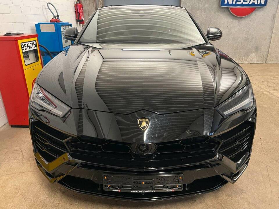 Bild 4/18 von Lamborghini Urus (2019)