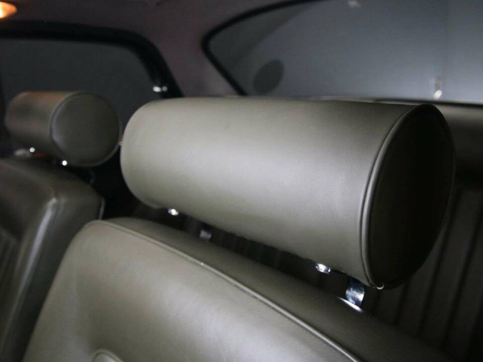 Image 33/50 de Bristol 411 Mk. I (1970)