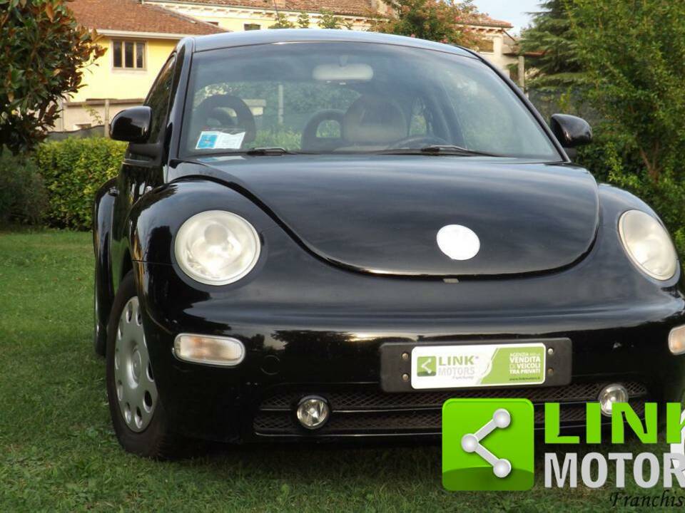Imagen 3/10 de Volkswagen New Beetle 1.9 TDI (2000)