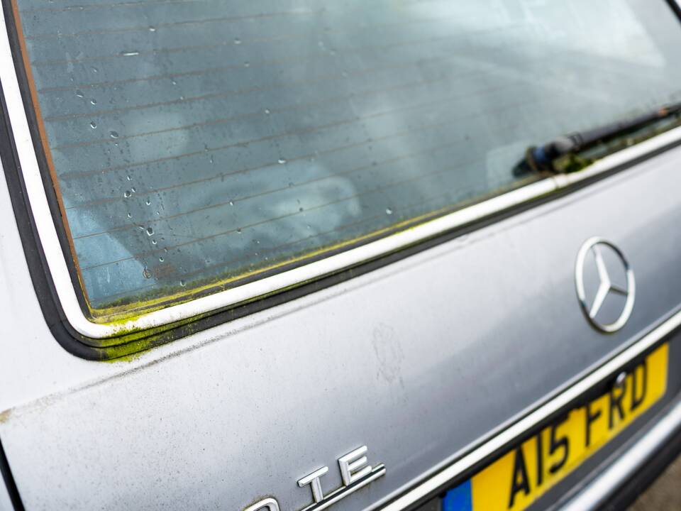 Bild 33/50 von Mercedes-Benz 280 TE (1983)