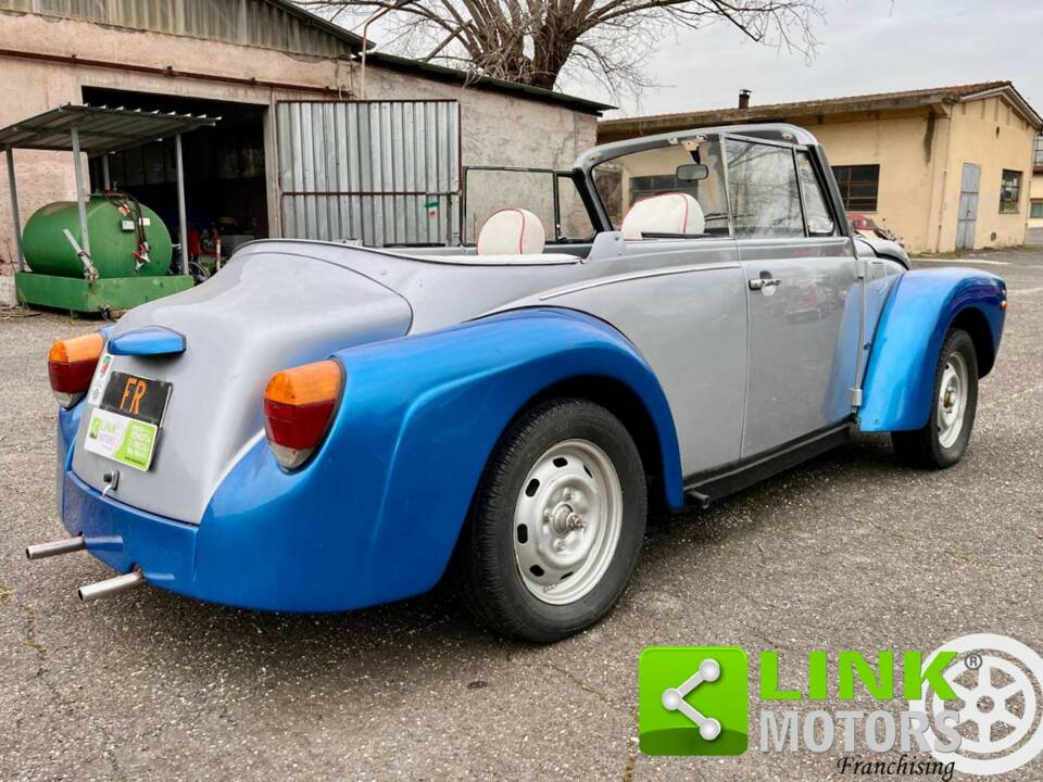 Immagine 7/10 di Volkswagen Maggiolino 1300 (1972)