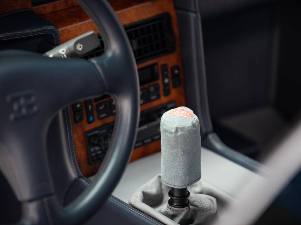 Bild 5/8 von Bugatti EB 110 GT (1994)
