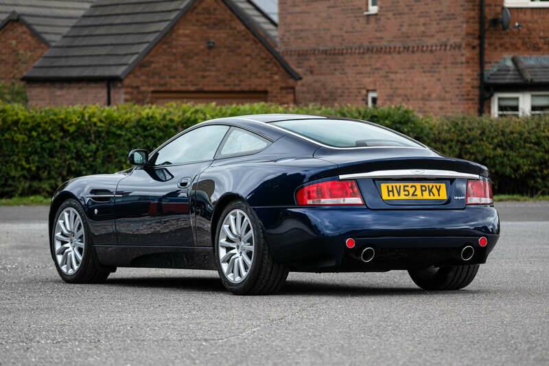 Bild 4/43 von Aston Martin V12 Vanquish (2003)